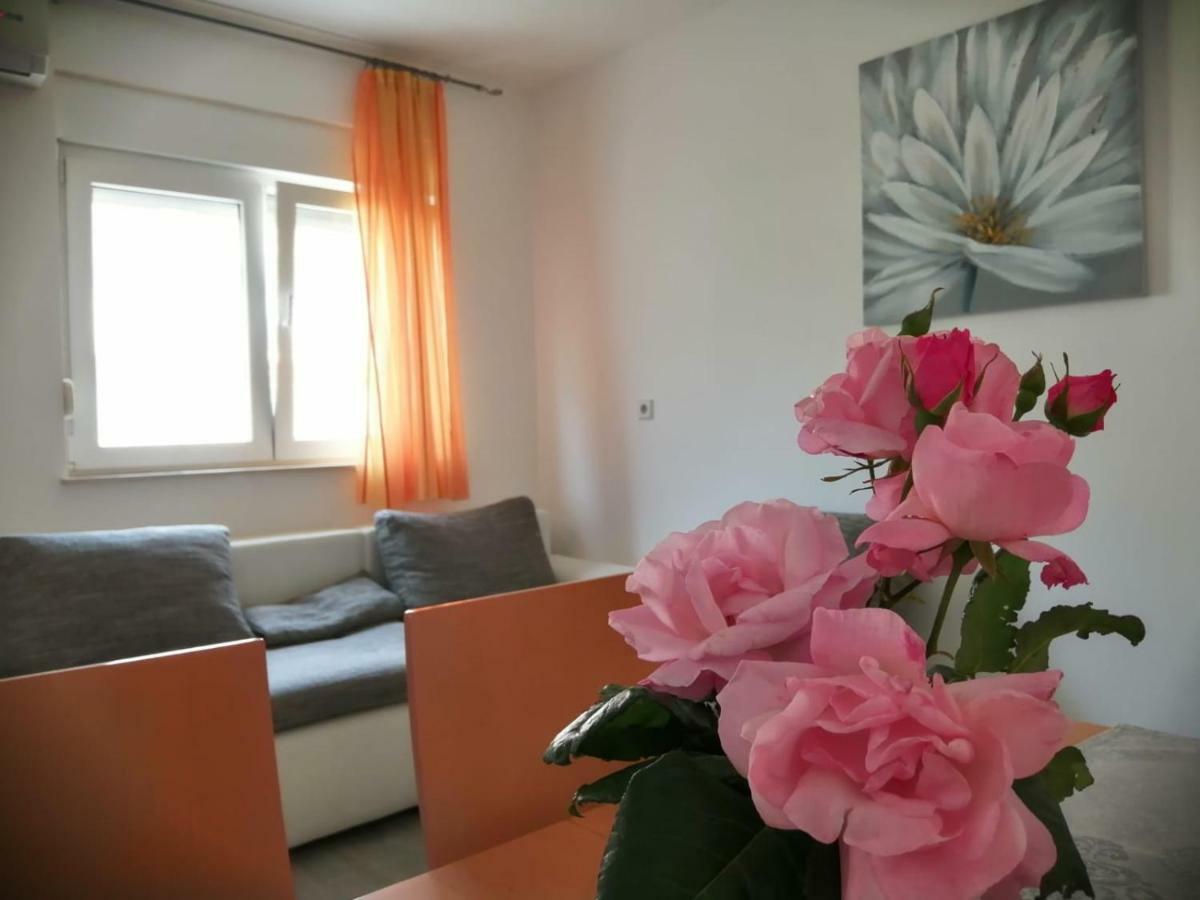 פודסטראנה Apartman Marta מראה חיצוני תמונה